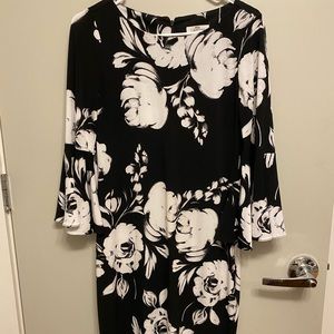 B&W Calvin Klein flare sleeve dress